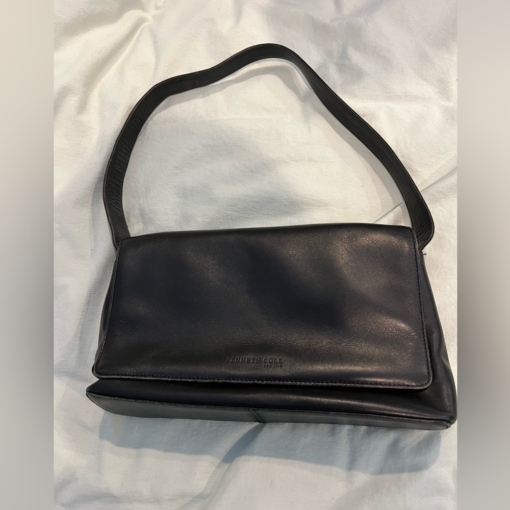 Vintage Kenneth Cole Leather Shoulder Bag Black